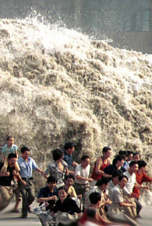 tsunami02.jpg
